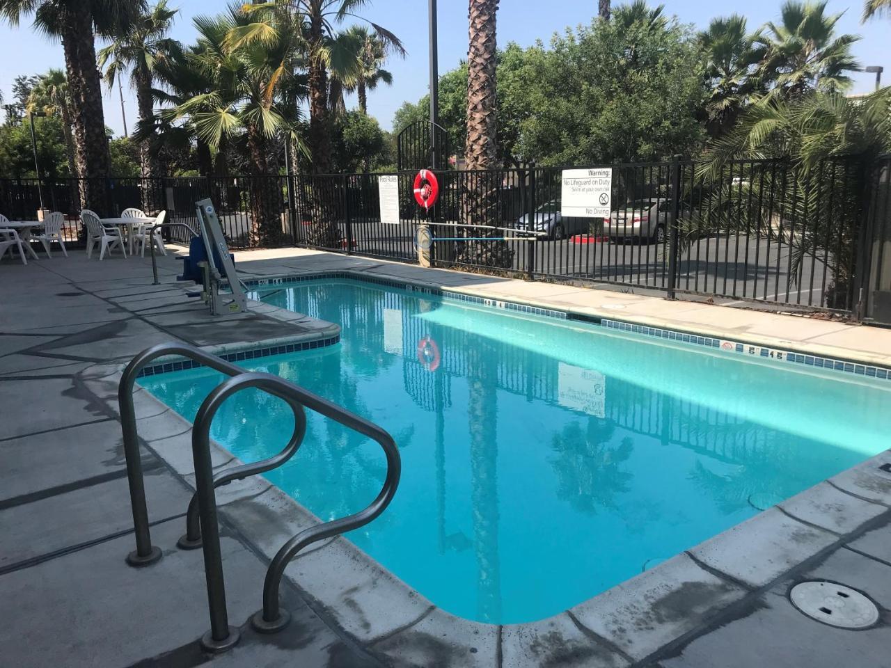 Hampton Inn & Suites San Jose Exteriör bild